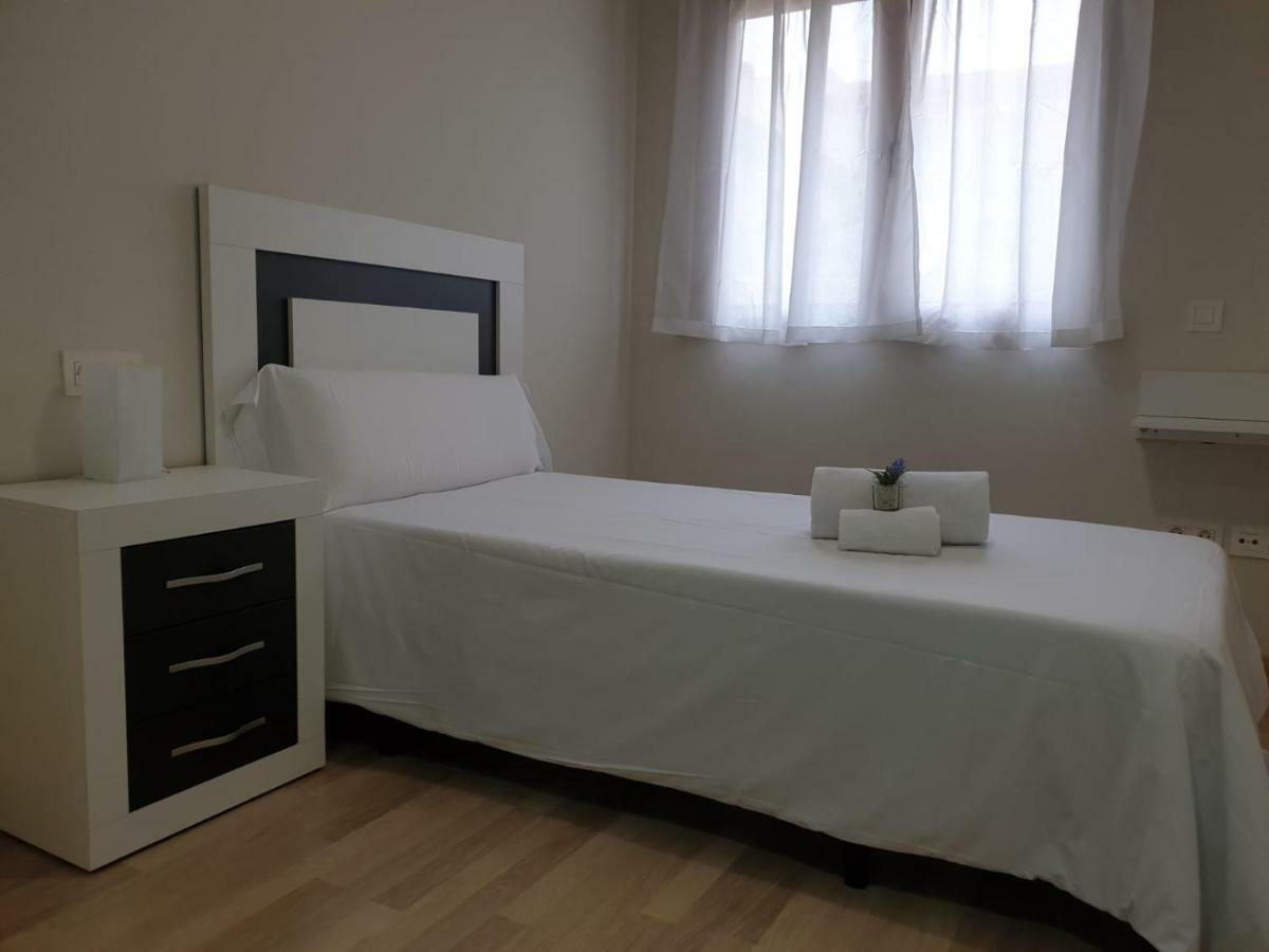 Apartamento Turistico Puente Romano P3 Bajo - B Саламанка Екстериор снимка